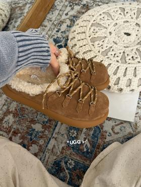【全球第二好的】UGG复古土豆系带毛毛鞋  羊卷毛巨软糯 ，4厘米加厚软胶内增高垫 穿着它，既能踩住慵懒的暖阳，又能走出属于自己的风格步调~
