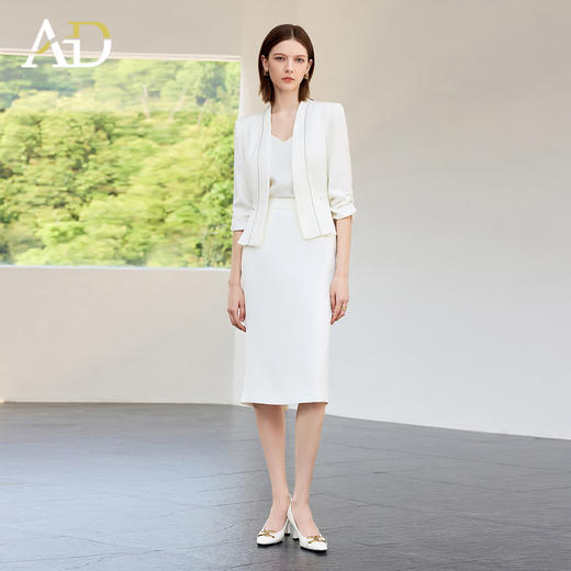 AD职业装套装女2025新款气质女神范高端白色西装外套半身裙两件套 商品图2