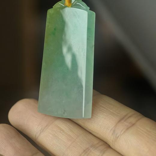 黄加绿翡翠平安无事牌 商品图4