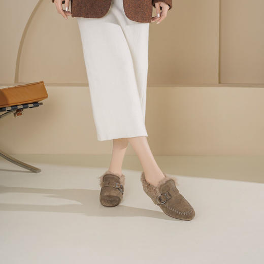 Westory2025年冬季牛绒面平底鞋口卷羊毛内里加绒休闲保暖毛毛单鞋W25DM86381 商品图8