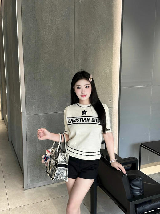 DIOR 迪奥25 早春幸运星毛织经典款短袖（ZY*TM） 商品图1