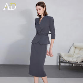 AD高级感灰色西装套装女士职场两件套2025新款七分袖工作服正装裙