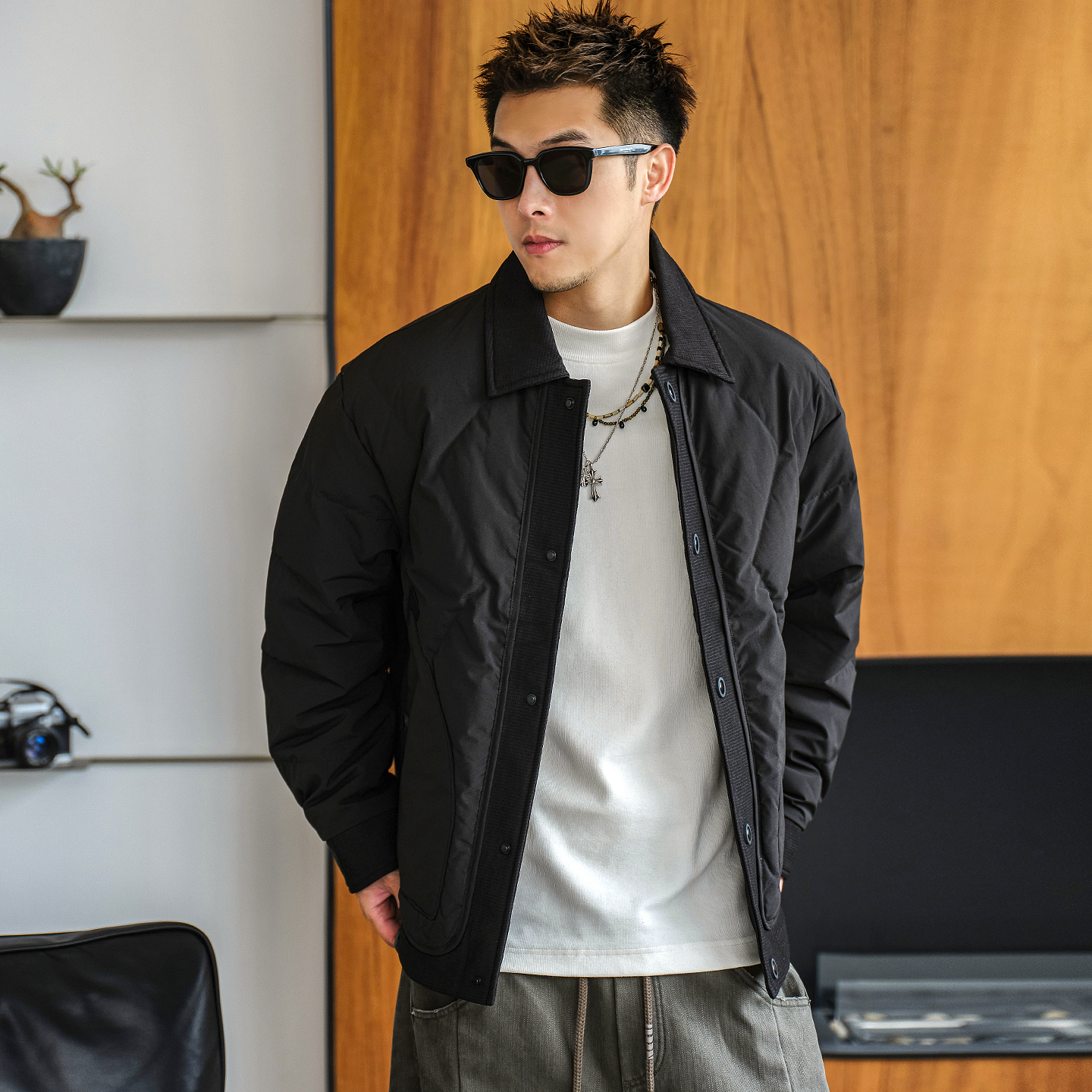 徐太浪【菱形格 按扣开襟】黑色翻领羽绒服男冬季大码防寒服外套