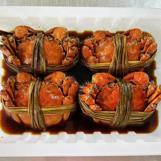 【海鲜精选】水部楼花雕熟醉母蟹 2两全母蟹 口感醇厚 蟹肉鲜甜可口 细嫩润滑 蟹黄半软半结块 吃起来鲜香流油 蟹钳和蟹腿的肉质也很细腻 商品图0