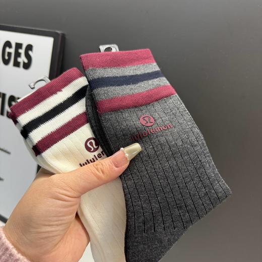 lulu长袜潮袜时尚百搭🔥新款四季新款长筒纯棉袜子！3双装！男女同款四季款 商品图4