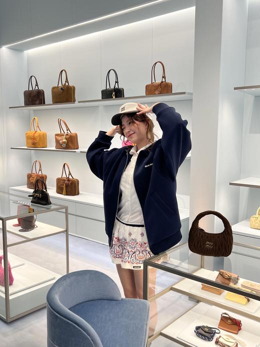 缪缪 25Ss春夏新款 字母刺绣立领拉链卫衣外套 男女同款(DQJ) 商品图8