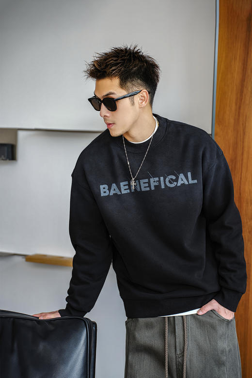 徐太浪【字母印花 街头风】帅气卫衣男秋冬2025新款加绒内搭打底上衣 商品图4