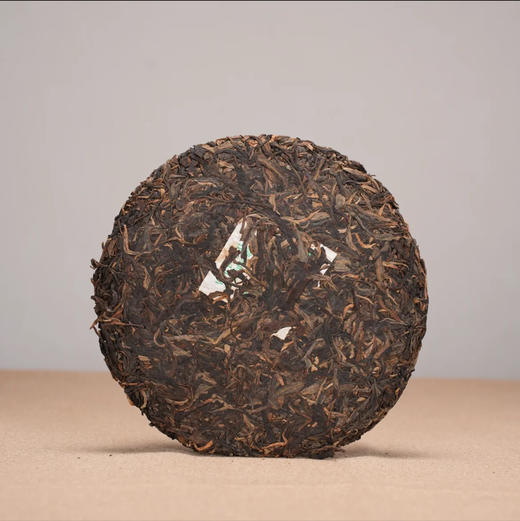 洪海丨2025年老鼠耳朵普洱生茶一提装（357g*7） 商品图2