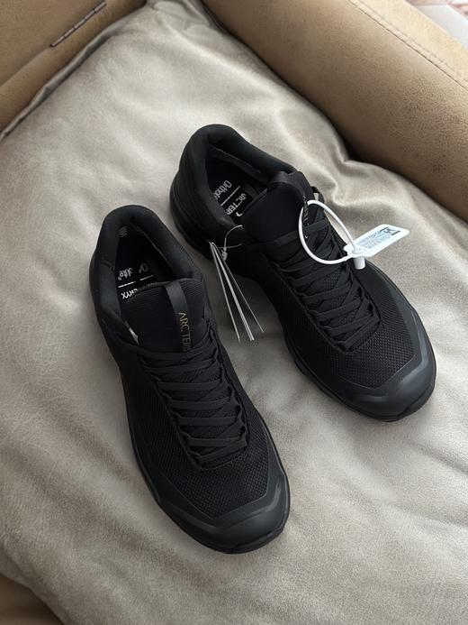 点此购买 始祖鸟FL2 GTX男女款户外防水越野徒步鞋 98 334014 商品图9