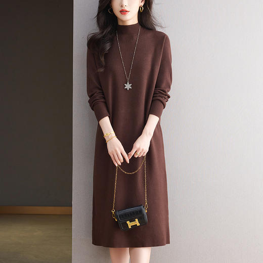 CC半高领针织连衣裙秋冬气质轻奢长款毛衣裙配大衣高级感打底裙内搭 商品图1