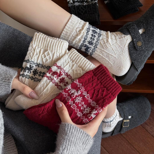 4双装！暖芙芙羊毛袜女袜 费尔岛圣诞复古雪花麋鹿元素 秋冬加厚保暖柔软羊毛中筒袜 商品图0