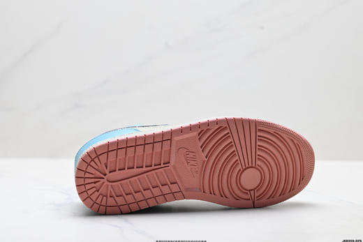 耐克乔丹Air Jordan 1 Low OG低帮休闲运动板鞋IM8120-464男女鞋 商品图8