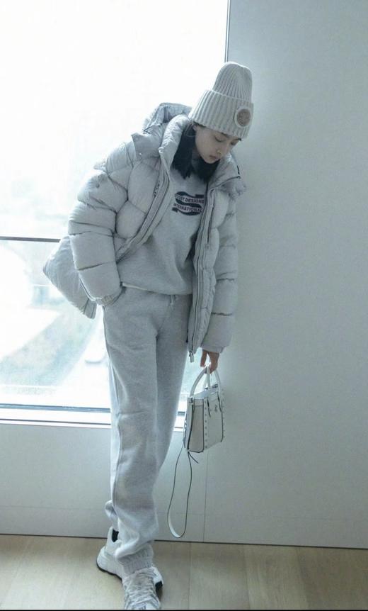 蒙口Moncler ✖️1017ALYX 9SM FOREST 联盟系列羽绒服 （EJ） 商品图2