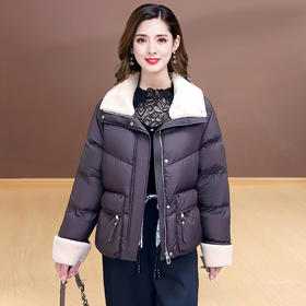 QYM 25DS838-Y小个子短款宽松保暖羽绒服毛领毛袖口休闲白鸭绒外套