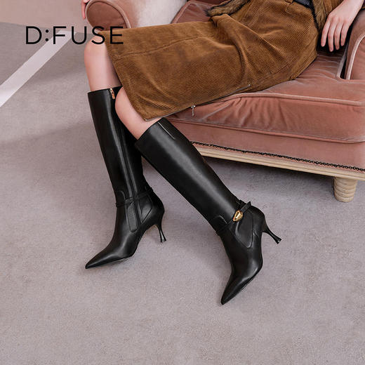 Dfuse迪芙斯2025冬季新款朋克风及膝靴尖头细跟显瘦骑士靴瘦瘦靴DFD4117015 商品图0