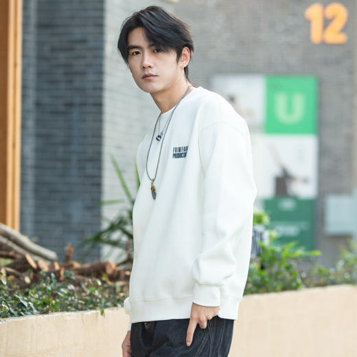 DRONKOO 2025 圆领左胸后幅双排撞色字母复合绒厚卫衣 商品图1