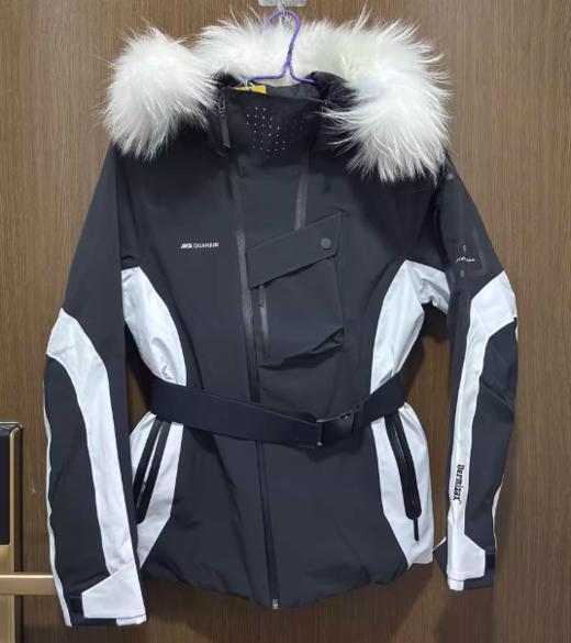 【M/L/XL/2XL断码】安踏连帽防风冠军户外女保暧运动滑雪服外套162340613【库存有限，如无货将做退款，介意慎拍!】 商品图0