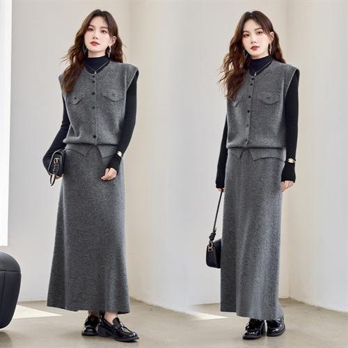 时尚套装女2025春秋新款小个子休闲宽松气质减龄针织衫三件套裙YBER603 商品图2