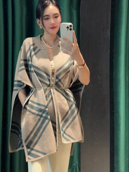 巴家女士格纹羊毛披肩斗篷 商品图1