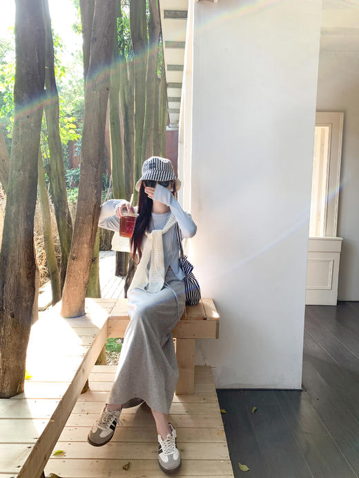 【110元任选2件】现货！简约纯色开叉长袖T恤打底衫 商品图13