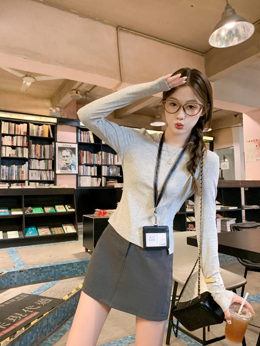 【110元任选2件】现货！简约纯色开叉长袖T恤打底衫 商品图7