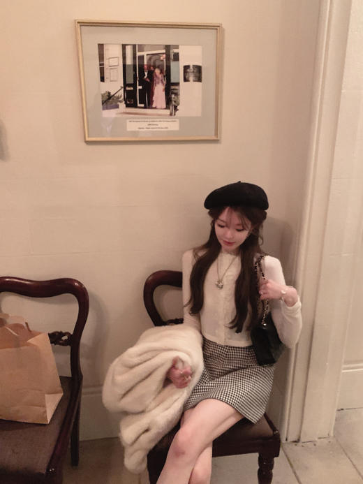 金蘑菇菇  星河手信 精致穿搭组/ 复古甜毛衣半裙 商品图0