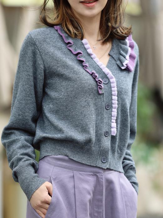 TYNVIE 撞色荷叶边装饰羊绒开衫- 灰色 商品图1