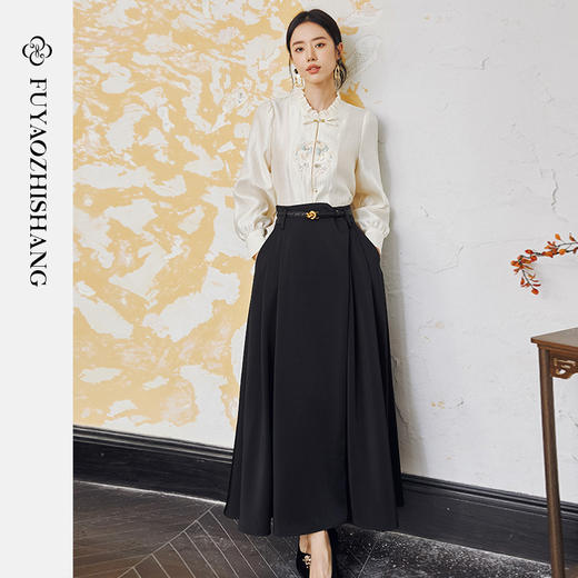 FUYAO扶摇 新中式国风衬衫女醋酸贴布衬衣小众设计感盘扣刺绣上衣 商品图3