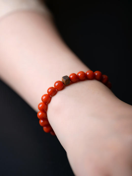 【一念七宝】千红万福 | 南红棋楠沉香木手串 商品图1