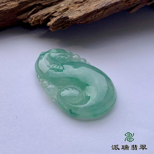 派瑞翡翠 翡翠挂件 糯冰 飘花 商品图3