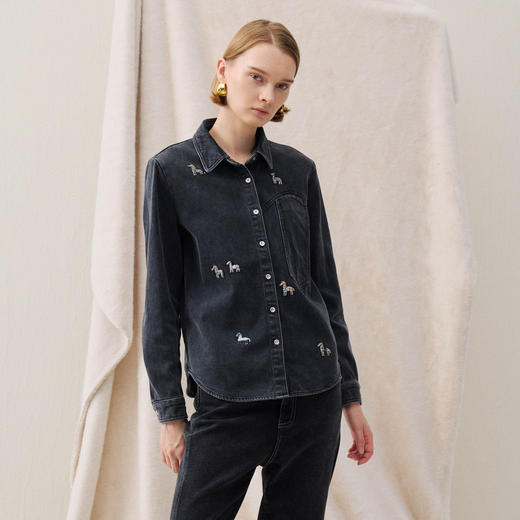 谜底黑色牛仔衬衣长袖2025冬季新品斑马绣花修身衬衫女254MC1719 商品图1