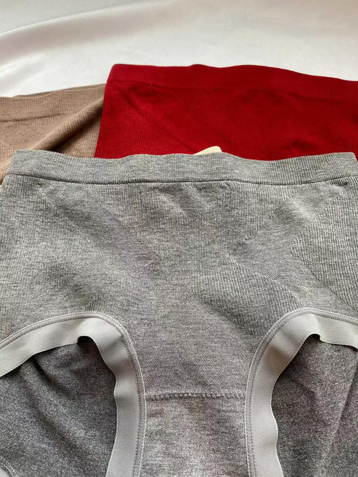原单正品 LuLu高腰收腹提臀内裤/一盒4条装
4色，均码：135斤内 商品图8