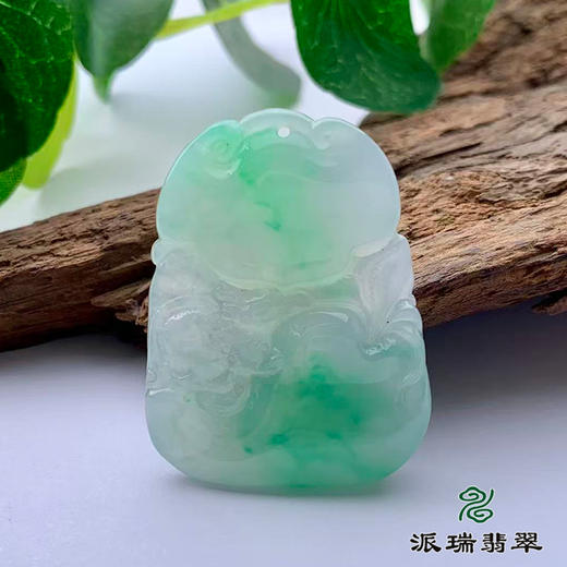 派瑞翡翠 翡翠挂件 糯冰 浅绿 商品图1
