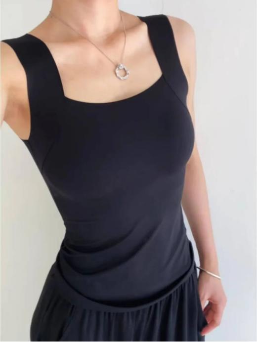 👋秋冬保暖秘诀 📣【玻尿酸三合一肌底衣背心A168#】😂 面料超级高弹，穿起来完全不紧绷，🌳随便你怎么动都不会上窜！ ❗️ ❗️ 还含有玻尿酸 能够高效保湿润肤拒绝刺痛干燥感 商品图2