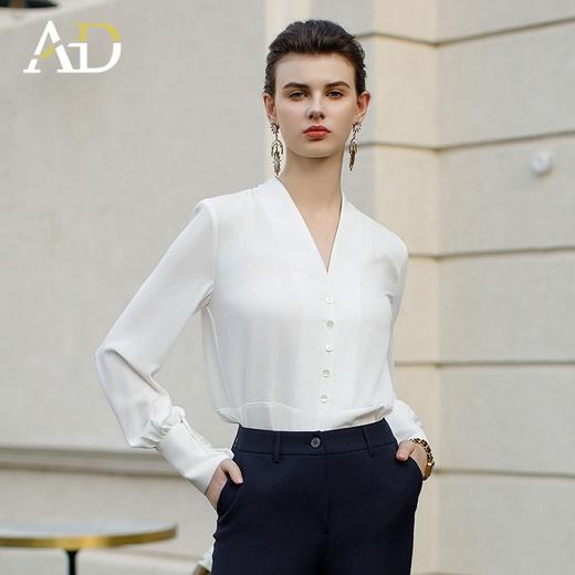AD2024早春新款衬衫女新中式上衣时尚通勤白色衬衫内搭长袖工作服 商品图2