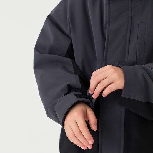 【无氟防泼水】马克珍妮男童轻盈防护夹棉软壳外套2025年秋装新款551235 商品图4