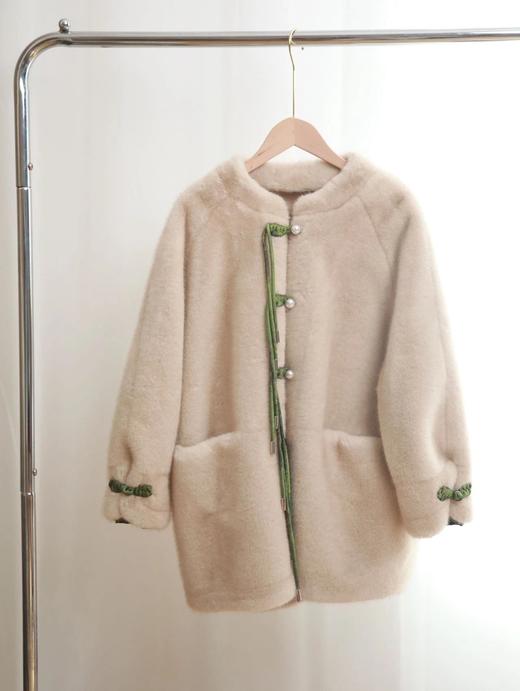 【高品质私服】【新中式盘扣欧貂绒外套】纯手工缝制珍珠盘扣➕顶奢面料，让人眼前一亮的古典东方美【无标出货 介意慎拍】WD 商品图10