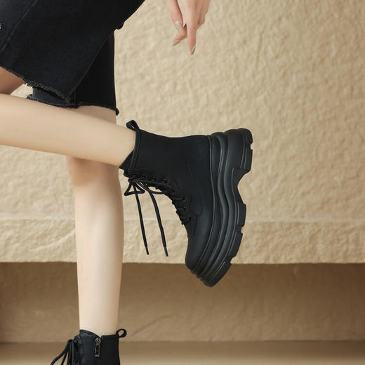 【预售5天】秋冬新款真皮厚底圆头复古系带马丁靴女休闲坡跟松糕底卡其色短靴TYMXY&1729 商品图5