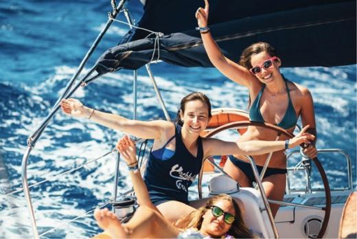 澳洲大堡礁7天6晚帆船培训课程之旅 商品图1