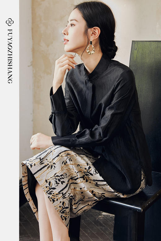 FUYAO扶摇 新中式盘扣衬衫女国风马蹄袖高级感衬衣气质黑色防晒衣 商品图5