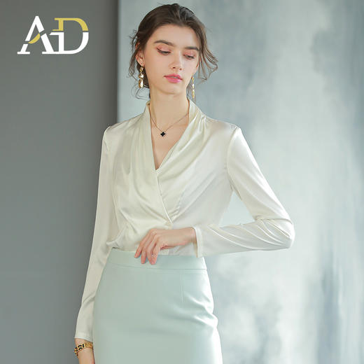 AD珠光白衬衫女法式名媛范长袖上衣2022新款职业装女神范套装裙子 商品图2