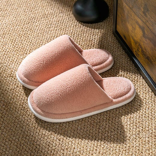 秋冬必入❗35.9元到手2双【三浦植造珊瑚绒拖鞋】采用PVC+高密珊瑚绒材质、莫兰迪色系高级感拉满，家居穿搭两不误【双11家居生活福利专场】 商品图5