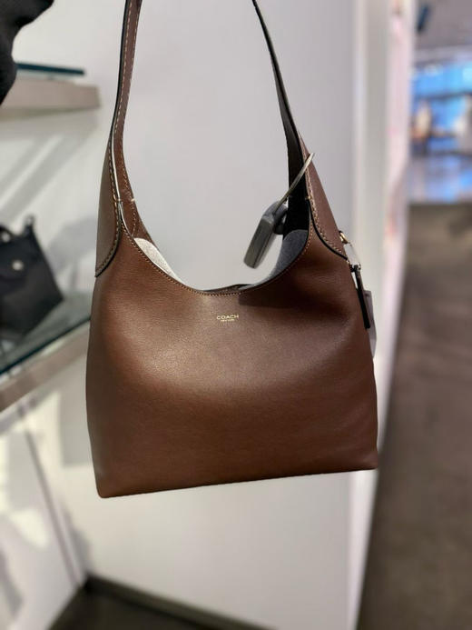 💫枫叶棕 🍁Coach Brooklyn28 枫叶棕 好价格‼️💰2299直邮✈️   抢破头的款哈 国内3900售价全部断货💢！ 商品图0