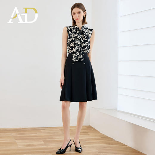 AD高级感气质通勤两件套女2025新款夏季黑白碎花无袖衬衫减龄套装 商品图0