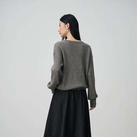 NEELLY纳俪商场同款冬季新款设计感休闲圆领毛衣女亲肤随性针织衫N25104A06608 商品图1