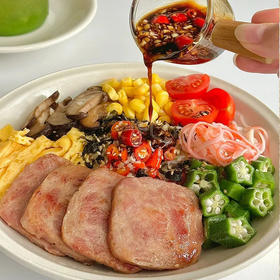 追肉记方方午餐肉|87%肉含量，紧实鲜嫩，无杂肉无防腐，大块肉粒看得见！