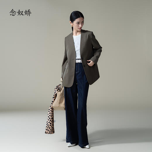 【商场同款】CNT4887“静奢牛仔裤” 复古原色牛仔 有质感 显瘦不挑人 直筒版型  后腰松紧 宽松舒适 商品图3