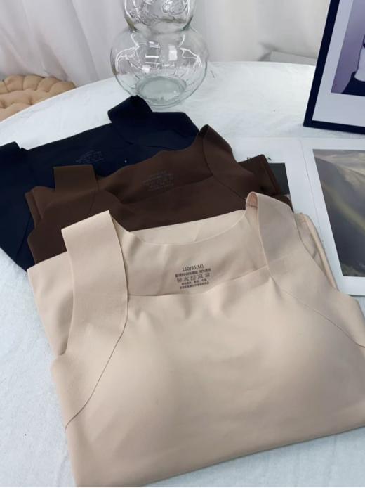 👋秋冬保暖秘诀 📣【玻尿酸三合一肌底衣背心A168#】😂 面料超级高弹，穿起来完全不紧绷，🌳随便你怎么动都不会上窜！ ❗️ ❗️ 还含有玻尿酸 能够高效保湿润肤拒绝刺痛干燥感 商品图4