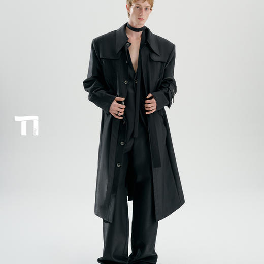 启世录TIWILLTANG“格律不羁”先锋廓形大衣 商品图4