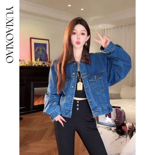 余潇潇【柏林余温】拼接进口咖啡本色貂90鹅绒翻领牛仔羽绒外套 商品图2